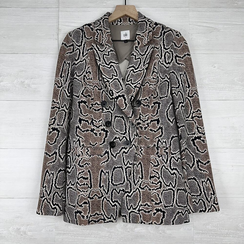 Cabi Double Breasted Blazer Size 4 Python Snake Print Ponte Knit Gray Stretch - Picture 2 of 16